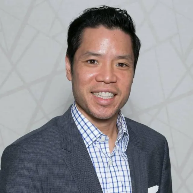 Portrait of Dr. Jason Hui, Healthcare Expert & Nationally Published Author
